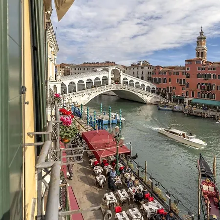 Rialto Grand Canal By Wonderful Italy Venice Exterior photo