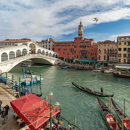 Rialto Grand Canal By Wonderful Italy Venice Exterior photo
