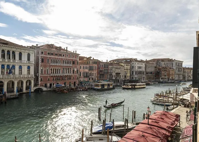Rialto Grand Canal By Wonderful Italy
